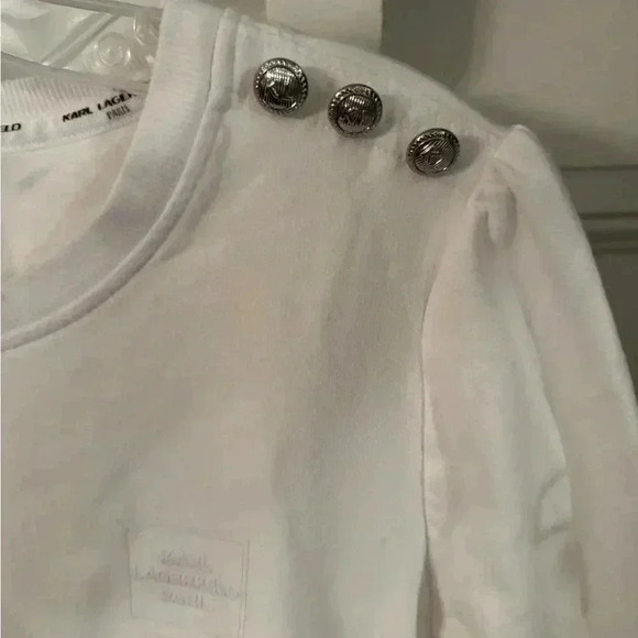 Karl Legerfeld Paris white 3/4 sleeve pullover with silver buttons and tie waist - Picture 2 of 11